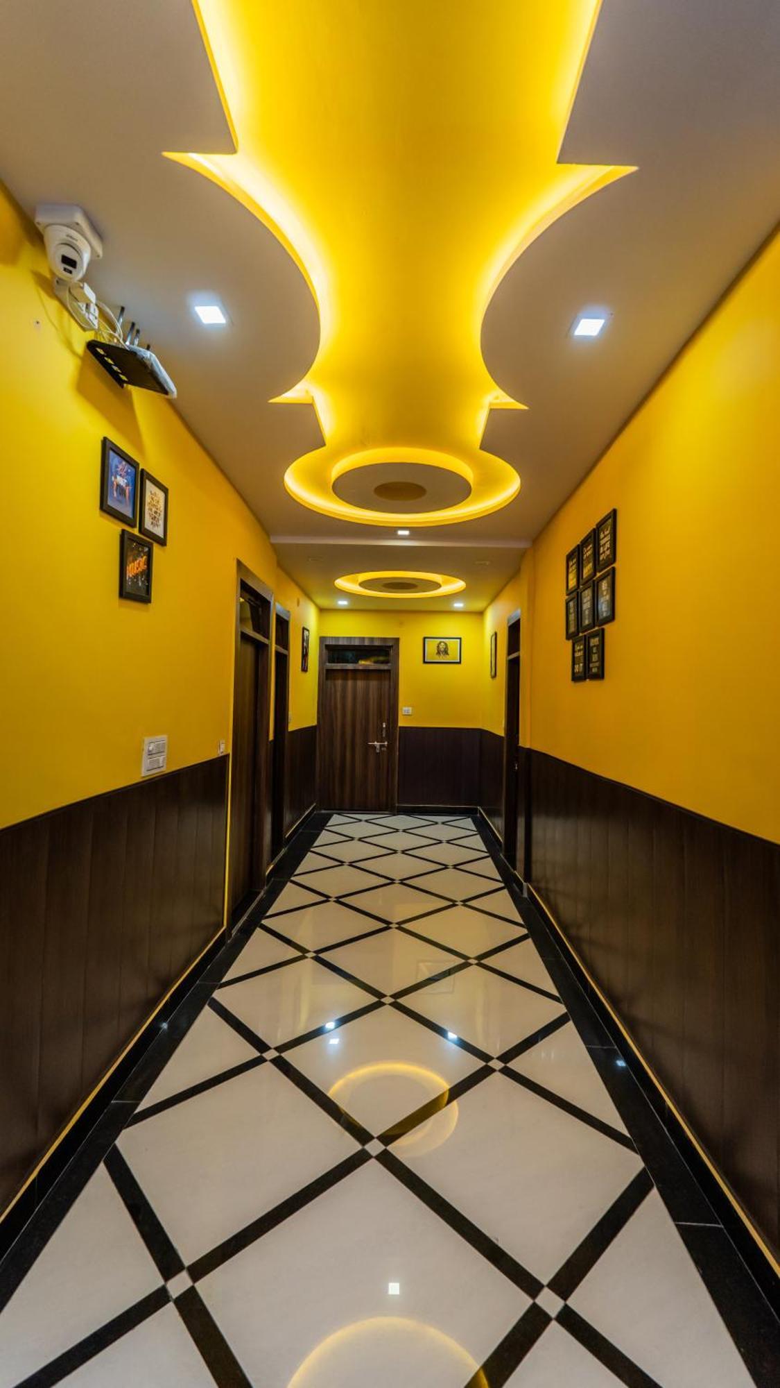 Big Brother Hostel Hotel Agra  Luaran gambar
