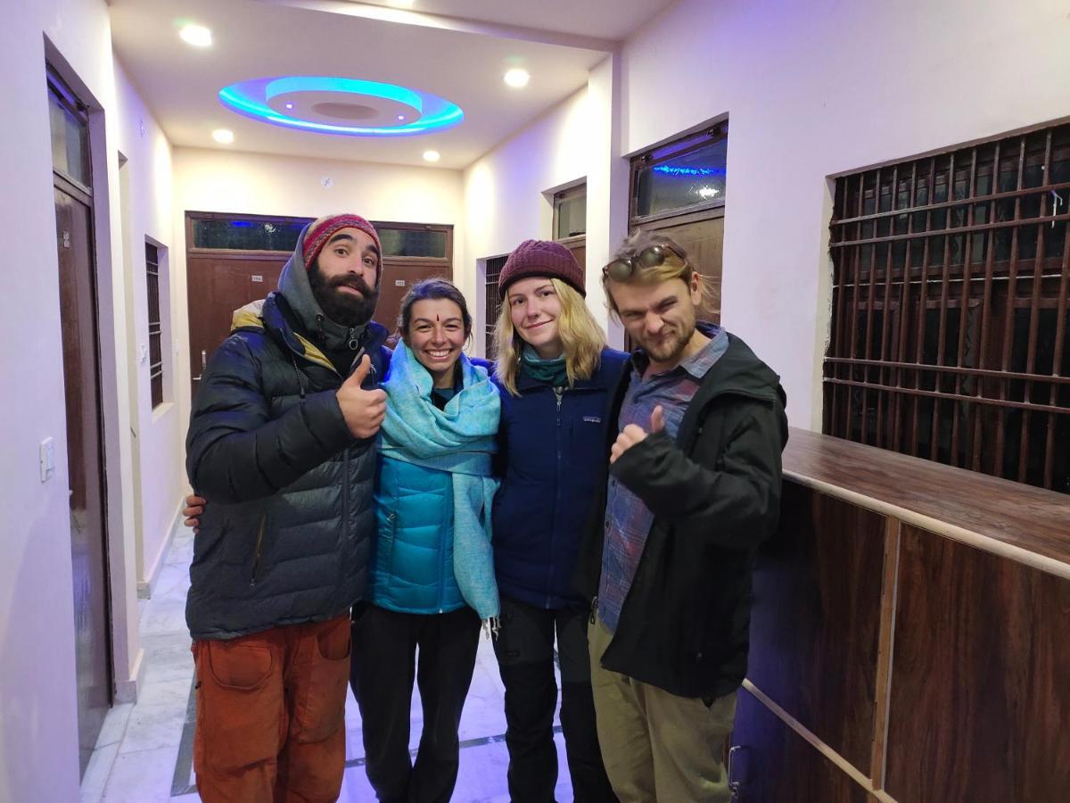 Big Brother Hostel Hotel Agra  Luaran gambar